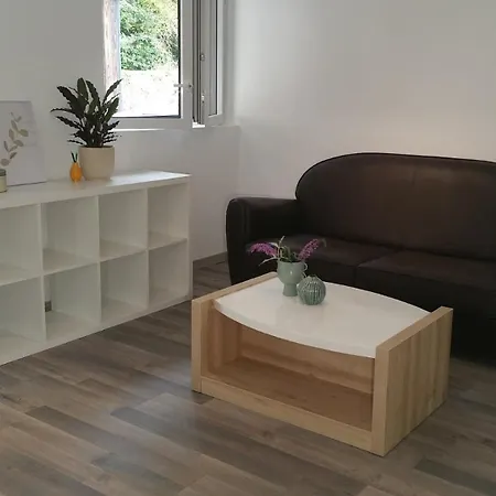 Cocon Au Calme - A Fleur D'avranches Apartment